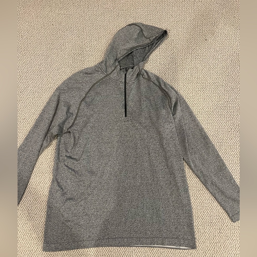Men’s Lululemon gray 1/4 zip hoodie - XL
